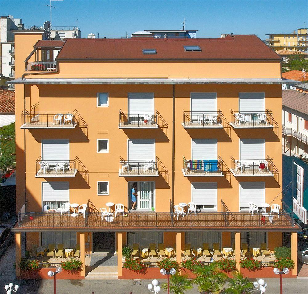 Pensione Villa Joli Lido di Jesolo Exterior foto