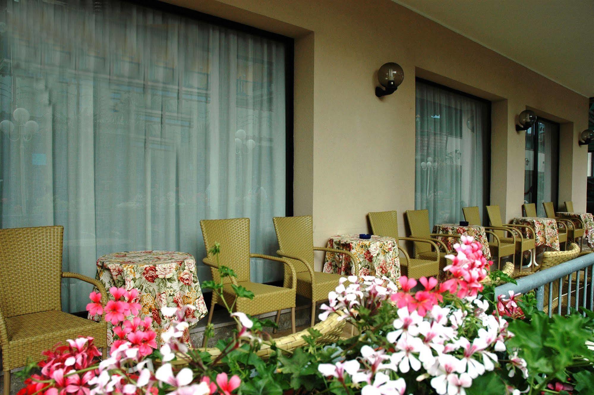 Pensione Villa Joli Lido di Jesolo Exterior foto